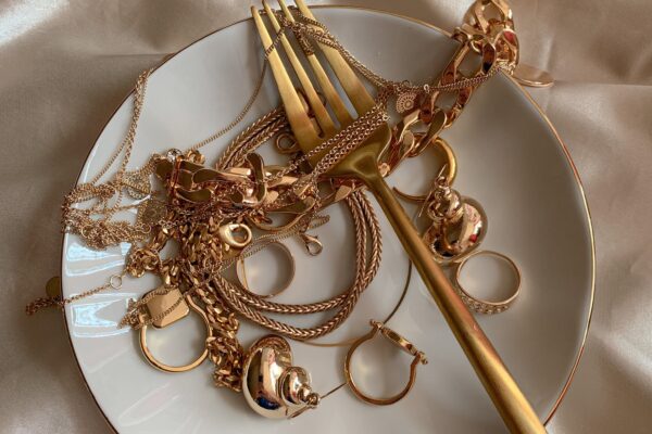 Nachhaltiger schmuck: labordiamanten und recyceltes gold im trend